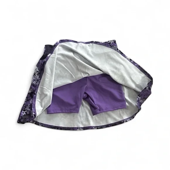 Nike Lavender Crewneck Sweatshirt and Floral Skort Set Girls Size 3T NWT - Picture 3 of 3